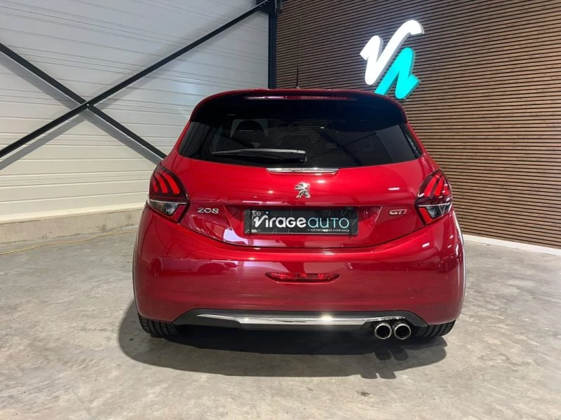 Image secondaire de PEUGEOT 208 GTI - 1.6 THP - 208 cv - BPS - 2018 - 156 000 Km - Carplay - Caméra de recul