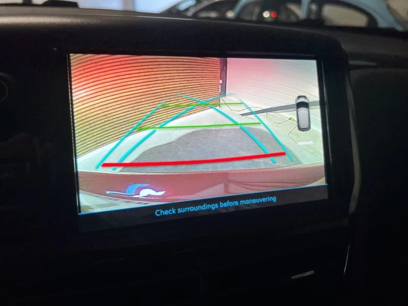 Image secondaire de PEUGEOT 208 GTI - 1.6 THP - 208 cv - BPS - 2018 - 156 000 Km - Carplay - Caméra de recul