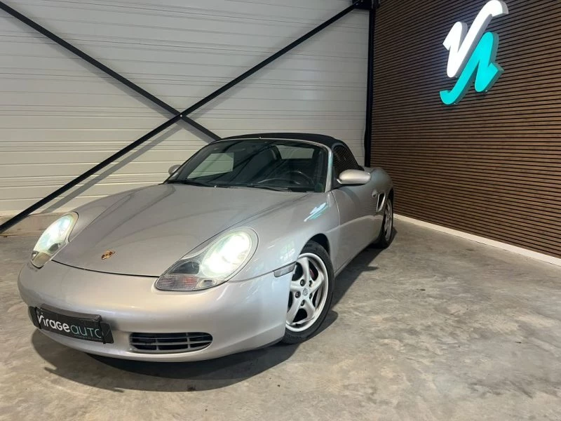 Image secondaire de PORSCHE BOXSTER - 2.7 - 220 cv - 2000 - 197 000 Km - Sièges chauffants - Xenon