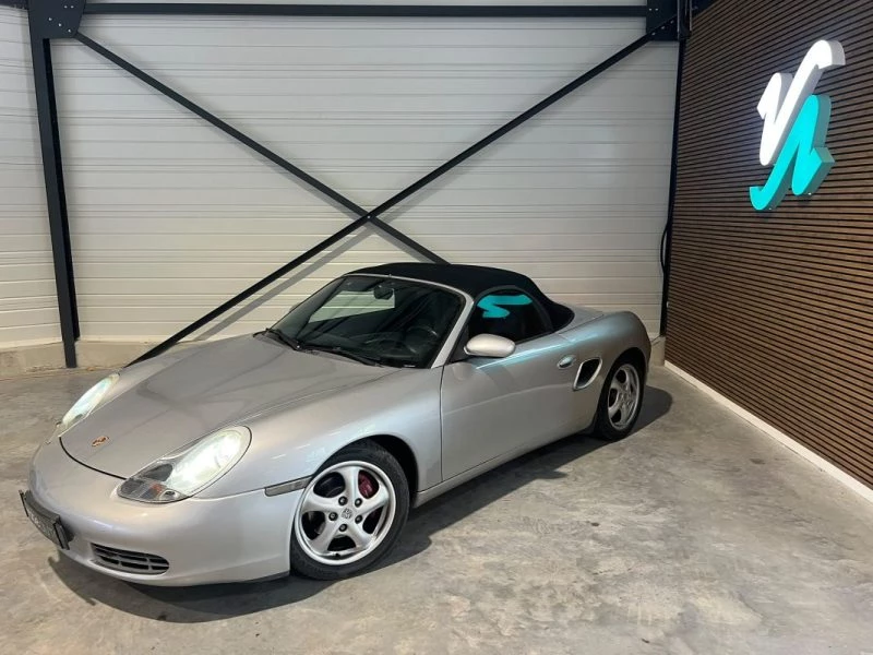 Image secondaire de PORSCHE BOXSTER - 2.7 - 220 cv - 2000 - 197 000 Km - Sièges chauffants - Xenon