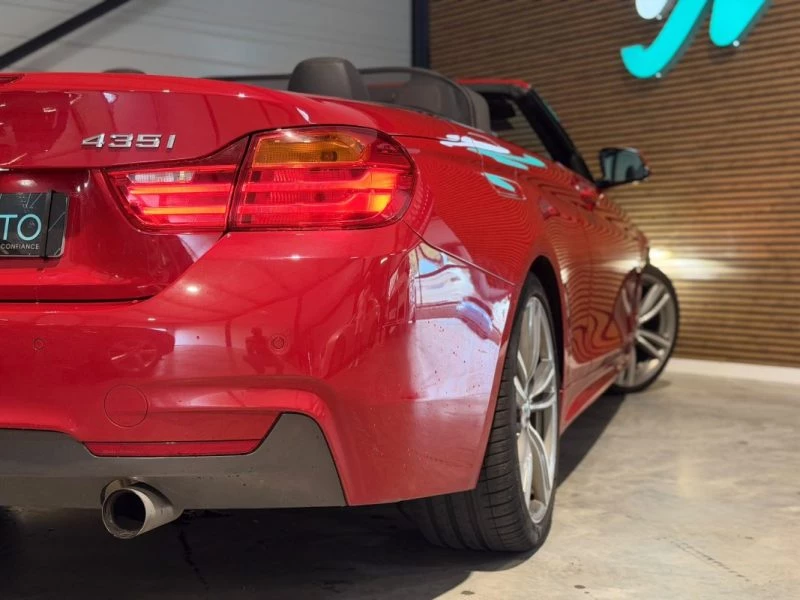 Image secondaire de BMW - SERIE 4 - 435i PACK M - 306 cv - Cabriolet - Intérieur cuir - 2013 - 85000 km