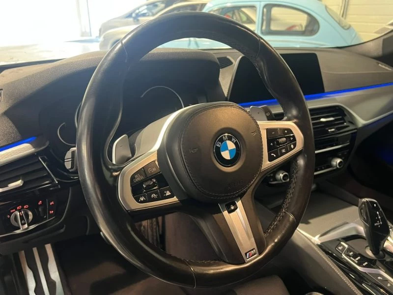 Image secondaire de BMW - SERIE 5 - TOURING - 530D 3.0l - 265 cv - M SPORT - 82000 Km - Full Options - Xdrive