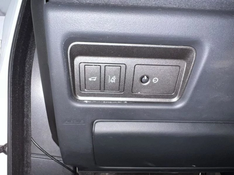 Image secondaire de LAND ROVER - RANGE ROVER EVOQUE - 2.0 D - 4X4 - SE DYNAMIC - 180CV - 2017 - Attelage - BVA