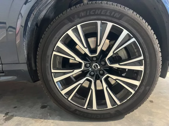 Image secondaire de Volvo XC90 T8 AWD Recharge - Ultimate Chrome
