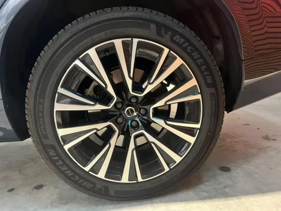 Image secondaire de Volvo XC90 T8 AWD Recharge - Ultimate Chrome