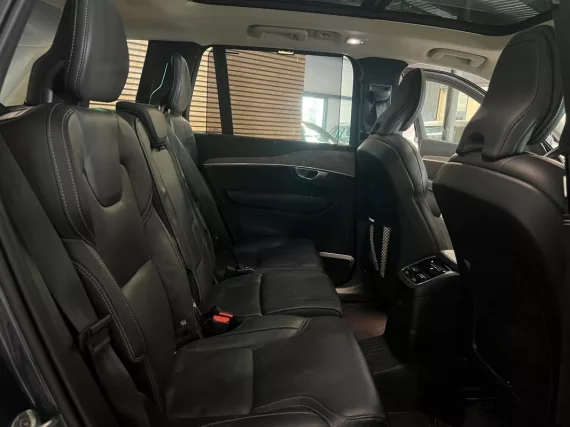 Image secondaire de Volvo XC90 T8 AWD Recharge - Ultimate Chrome