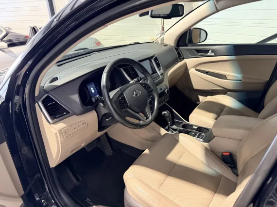 Image secondaire de Hyundai Tucson 1.7 CRDI Finition Executive