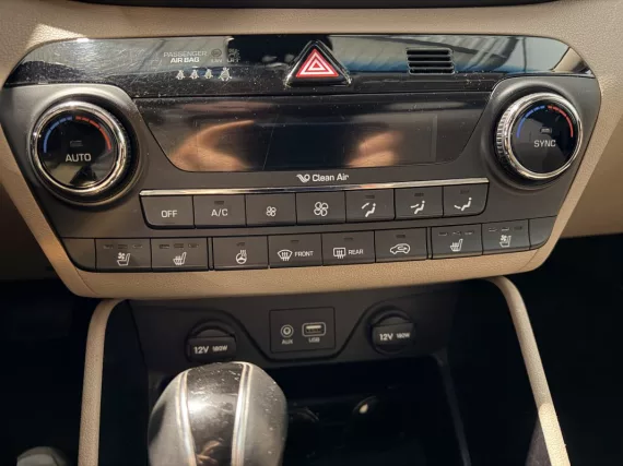 Image secondaire de Hyundai Tucson 1.7 CRDI Finition Executive
