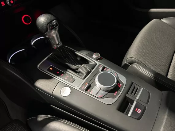 Image secondaire de Audi A3 2.0 TDI 184 Ambiente Quattro S Tronic s line