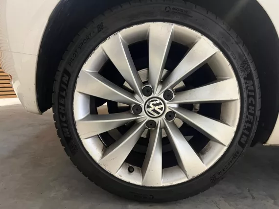 Image secondaire de Volkswagen Scirocco III 1.4 TSI
