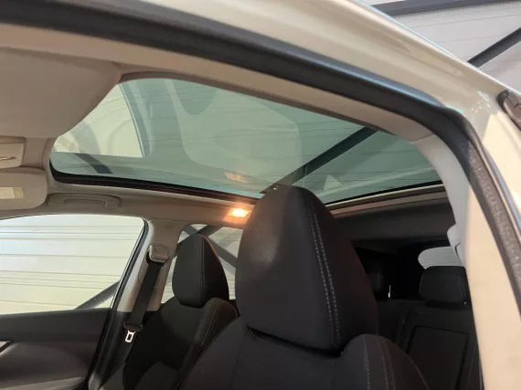 Image secondaire de Nissan Qashqai II SUV 1.5 dCi connecta