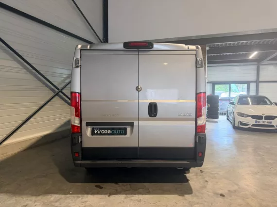 Image secondaire de Peugeot Boxer Camionnette 2.2 BlueHDi 140