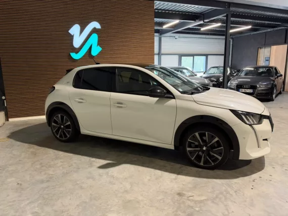 Image secondaire de Peugeot 208 II 1.5 BlueHDI 100 GT Line