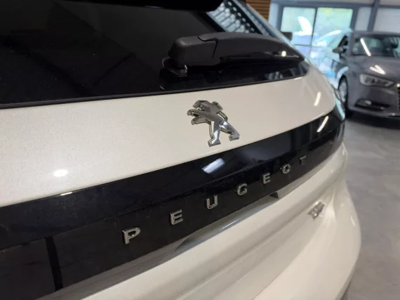 Image secondaire de Peugeot 208 II 1.5 BlueHDI 100 GT Line