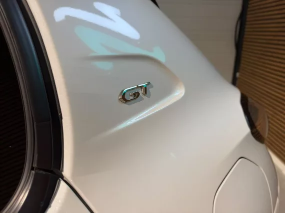 Image secondaire de Peugeot 208 II 1.5 BlueHDI 100 GT Line