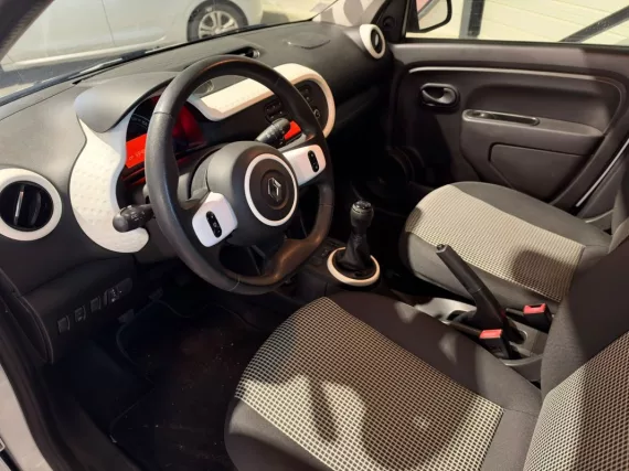 Image secondaire de Renault Twingo III 1.0 SCe 65 life