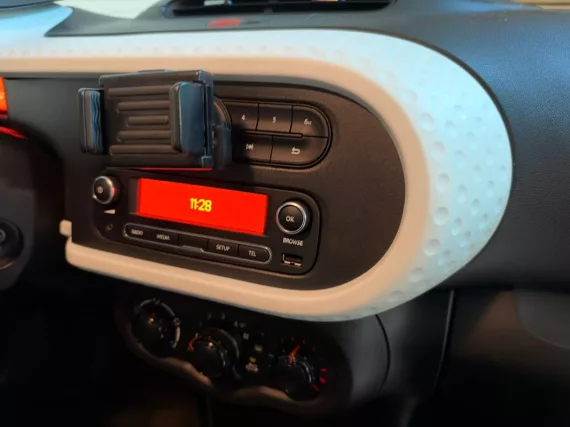 Image secondaire de Renault Twingo III 1.0 SCe 65 life